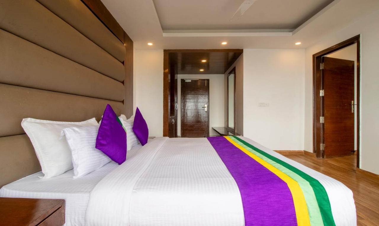Treebo Premium Queen Of Hills Near Mall Road Mussoorie Exterior photo