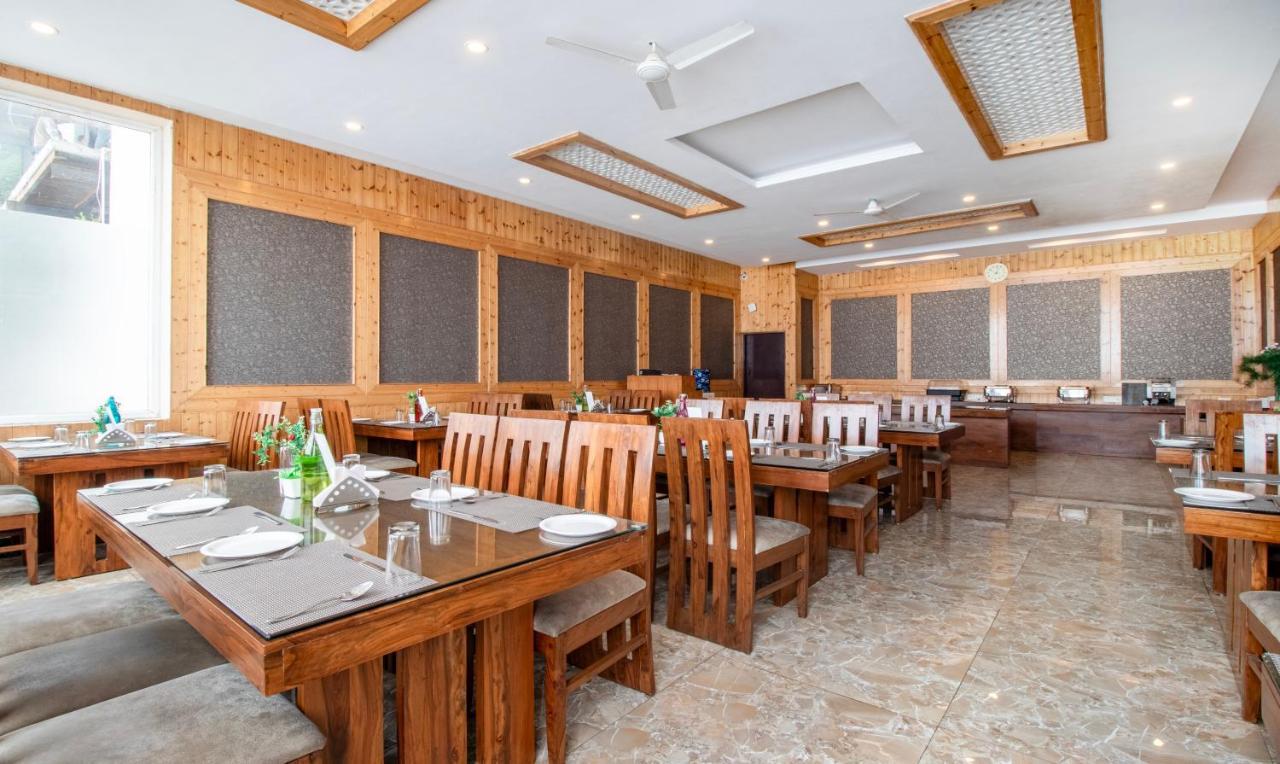 Treebo Premium Queen Of Hills Near Mall Road Mussoorie Exterior photo