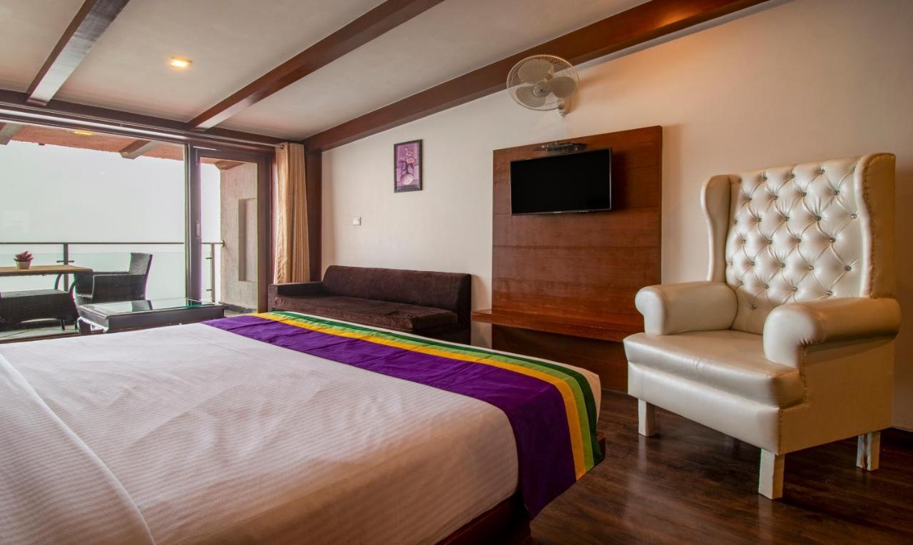 Treebo Premium Queen Of Hills Near Mall Road Mussoorie Exterior photo